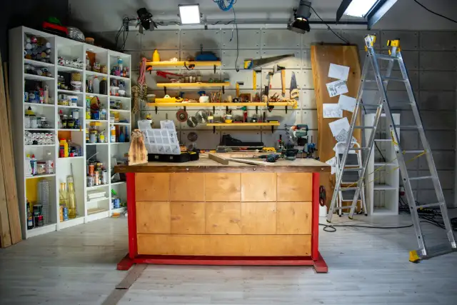 Jak zrobić stół DIY? Kompletny przewodnik krok po kroku
