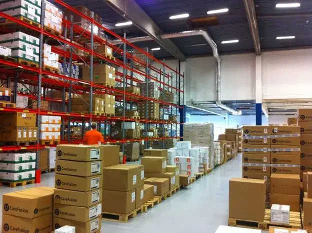 Praca po studiach logistycznych: jak zdobyć wymarzoną posadę?