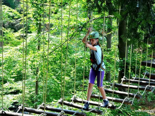 Czarny Groń Park Linowy: Przewodnik dla rodzin ceny, trasy, bezpieczeństwo