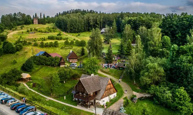 Skansen Zaburze – odkryj fascynującą historię i unikalne eksponaty
