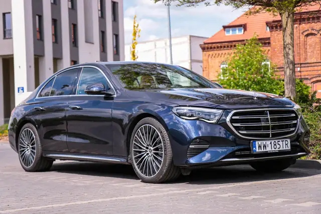 Mercedes Klasy E (W214, W213, W212): Ceny, opinie, czy warto?