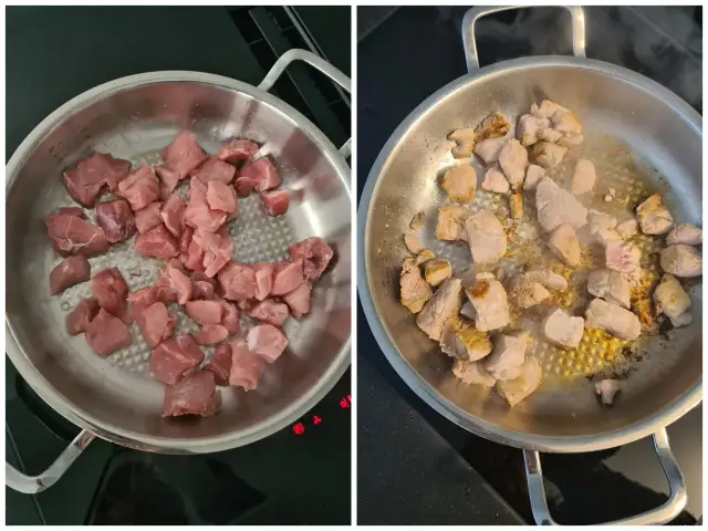 Rohes und angebratenes Schweinefleisch in einer Pfanne. Die Zubereitung für ein leckeres Schweinegulasch Rezept beginnt.