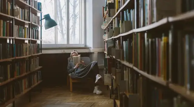 Porównawcze studia cywilizacji: unikalny program w Krakowie dla Ciebie