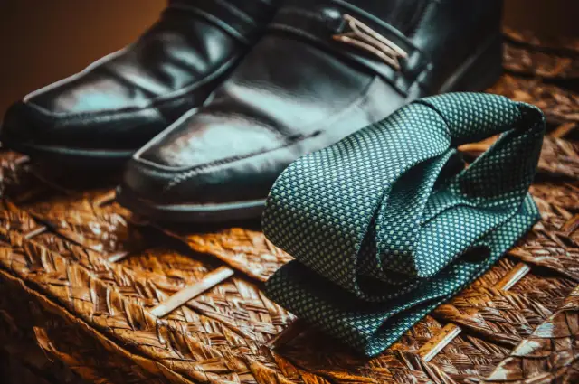 Strój na studniówkę - Odkryj wyjątkowy look na tę wyjątkową okazję!