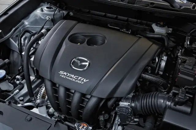 Mazda CX-5: Jaki silnik? Benzyna czy Diesel - uniknij błędów!