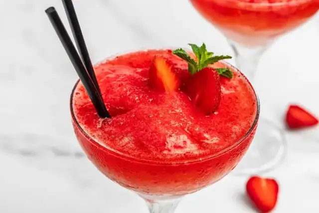 Fizzes drink: odkryj najlepsze przepisy i sekrety koktajli Fizz
