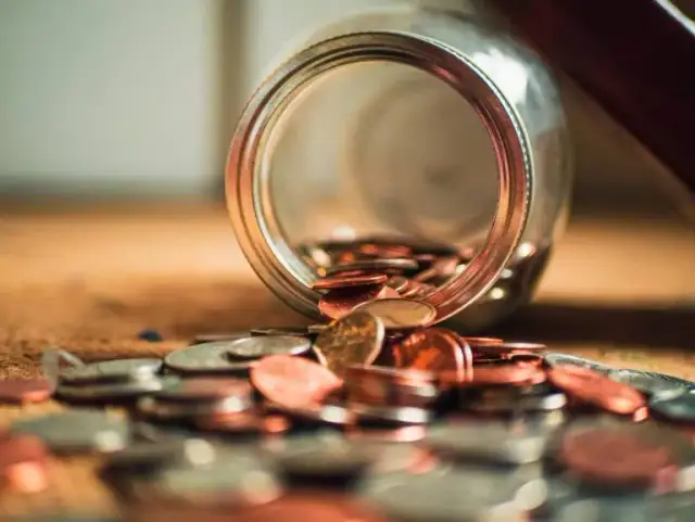 Jak bezpiecznie zrezygnować z planu inwestycyjnego AXA ze składką regularną