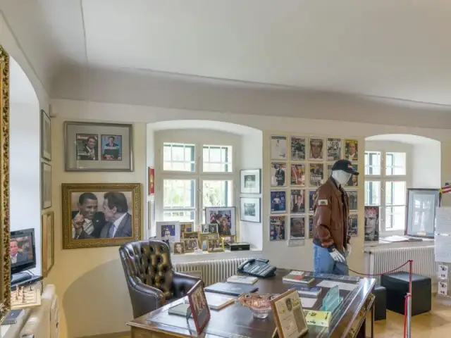Gdzie urodził się Arnold Schwarzenegger? Zaskakujące szczegóły z Thal w Austrii