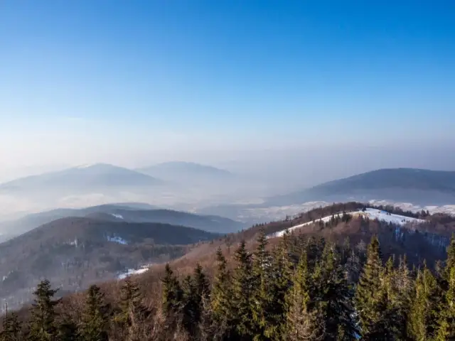 Góry z Rabki-Zdroju: Gorce czy Beskid Wyspowy? Szlaki i porady