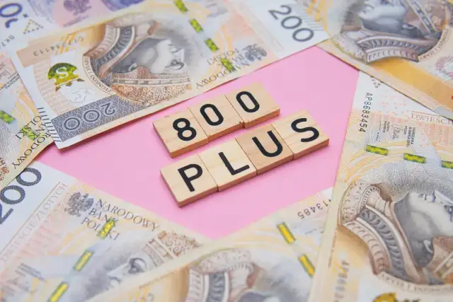 800 plus: Kiedy ZUS wypłaca? Sprawdź swój termin i harmonogram!