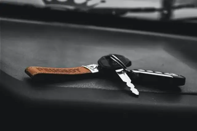 Jak otworzyć peugeota 307 bez kluczyka - skuteczne metody i porady