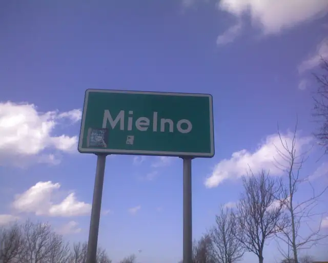 Gdzie jest Mielno? Odkryj jego wyjątkową lokalizację nad morzem