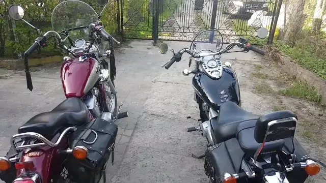 Yamaha Drag Star 125 czy Honda Shadow 125 – która jest lepsza?