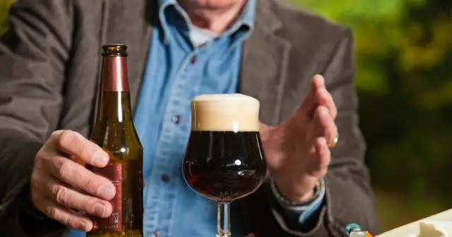 Alkohol po szczepieniu: 48h abstynencji? Dlaczego to ważne