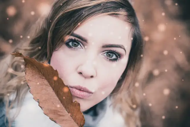 Henna pudrowa czy farbka? Wybierz idealne brwi dla siebie!