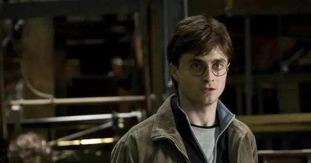 Ile lat ma Harry Potter w 2 części? Zaskakujący wiek bohatera