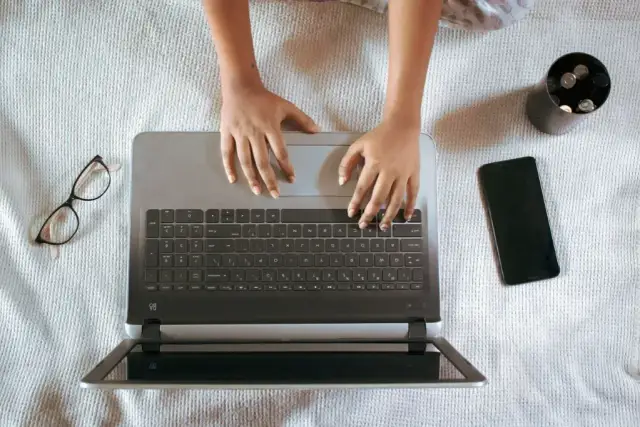 Jak wybrać odpowiednią ilość RAM-u dla laptopa? Najlepsze opcje
