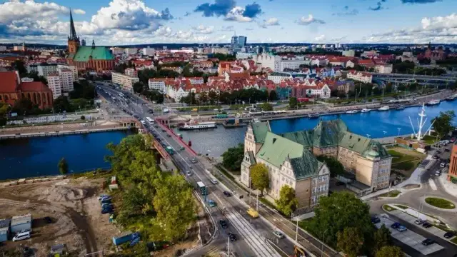 Ile ludzi mieszka w Szczecinie? Zaskakujące dane o populacji