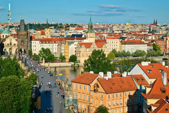Czechy: Co zwiedzić? Odkryj sekrety Pragi i ukryte perełki!