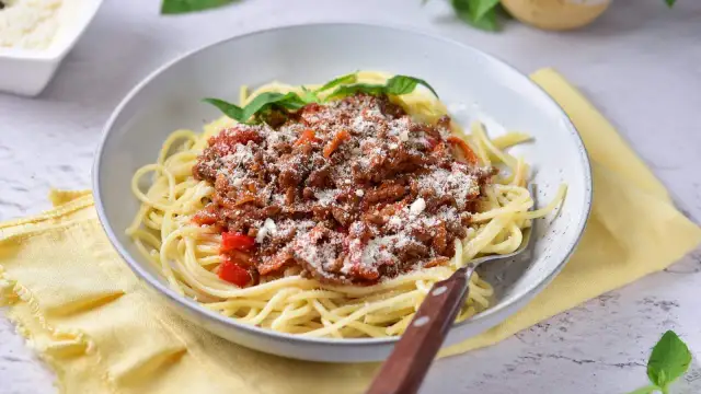Spaghetti bolognese Ania Gotuje – prosty przepis na pyszny obiad