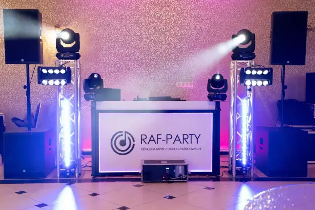 Koszt DJ-a na wesele: Ceny, co wpływa i jak wybrać bez stresu?