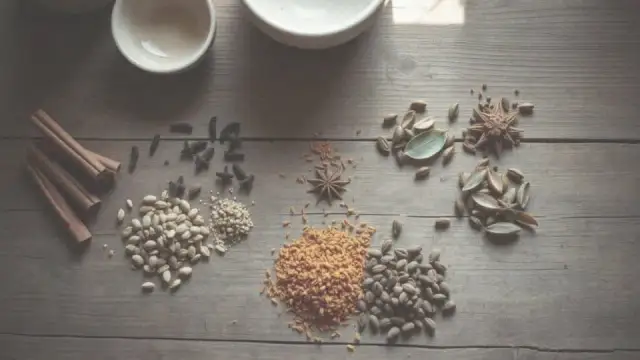 Co to jest curry? Poznaj sekrety tej aromatycznej przyprawy