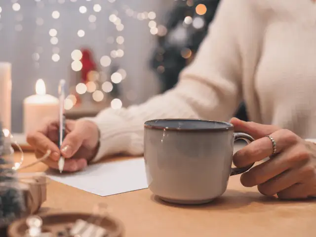 Podpis pod życzeniami urodzinowymi - Jak podpisać się z klasą?