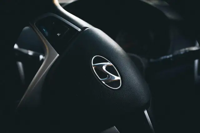 Hyundai części – jak wybrać i gdzie znaleźć elementy dopasowane do Twojego auta