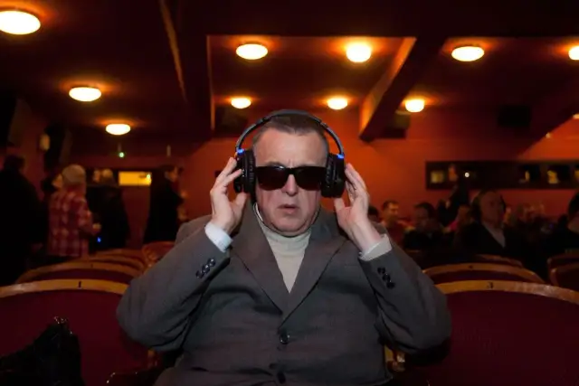 Audiodeskrypcja: Co to jest i jak otwiera świat kultury?