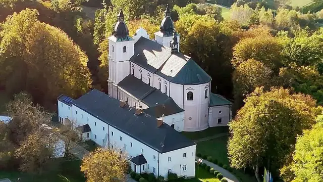 Sanktuarium Borek Stary: Odkryj jego historię i ważne wydarzenia