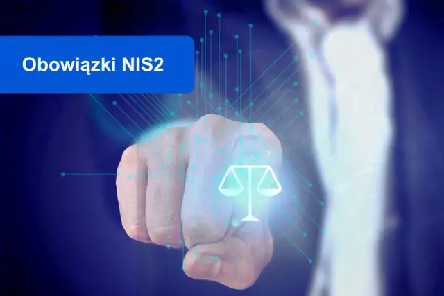 Dłoń wskazująca na symbol wagi sprawiedliwości, z tekstem "Obowiązki NIS2" i cyfrowymi połączeniami.