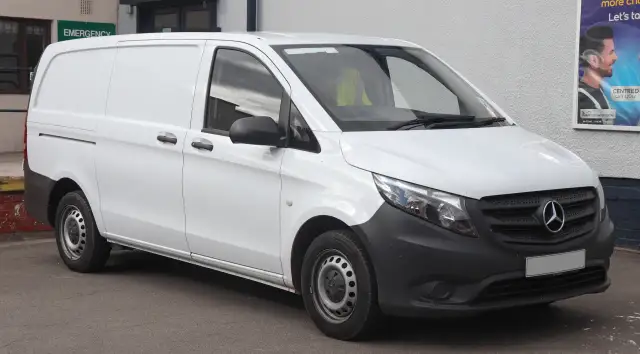 Mercedes V-Class car - wyjątkowy van dla rodzin i podróżujących