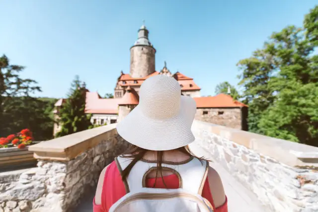 Gdzie na weekend z małym dzieckiem? Odkryj najlepsze miejsca na wyjazd