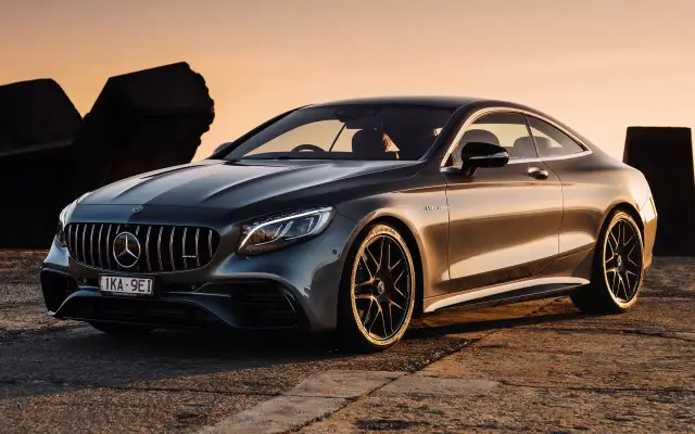 S 63 AMG Mercedes-Benz - luksusowy sedan o niesamowitych osiągach