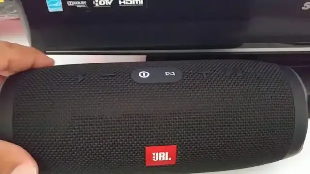 Czy głośnik JBL można podłączyć do komputera? Proste metody i rozwiązania problemów