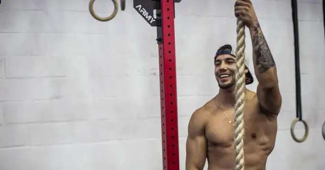 Cross trening co to? Poznaj tajniki intensywnych ćwiczeń siłowych