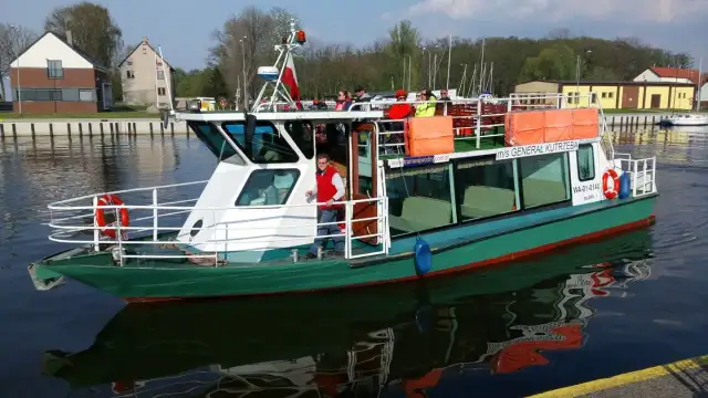 Ile kosztuje rejs z Krynicy Morskiej do Fromborka? Sprawdź ceny!