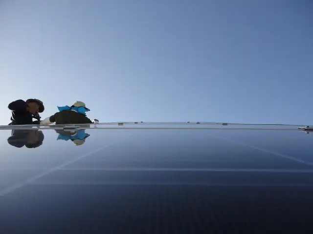 Jak skrócić czas montażu paneli fotowoltaicznych? Nowe technologie w instalacjach PV
