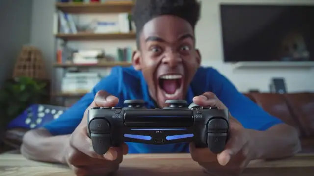 Kiedy wyszedł PS4? Historia konsoli i kluczowe momenty dla graczy