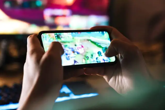 Dlaczego wyrzuca mnie z gry na telefonie: 5 skutecznych rozwiązań problemu