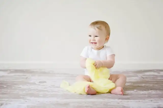 Jak stymulować rozwój 7-miesięcznego dziecka - skuteczne metody i zabawy