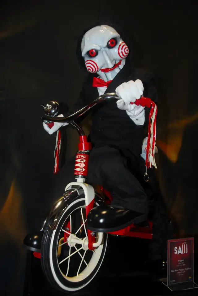 Jigsaw horror: jak przetrwać pułapki i zmierzyć się z moralnością