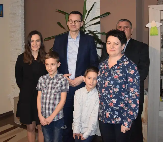 Ile dzieci ma Mateusz Morawiecki? Zaskakujące fakty o rodzinie premiera