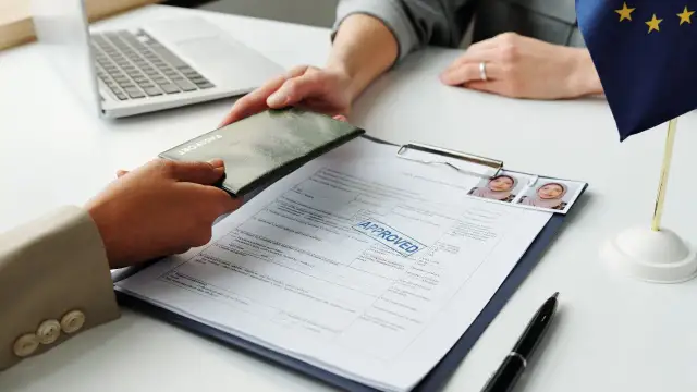 Czy pracodawca dostaje pieniądze za zatrudnienie Ukraińca? Oto fakty