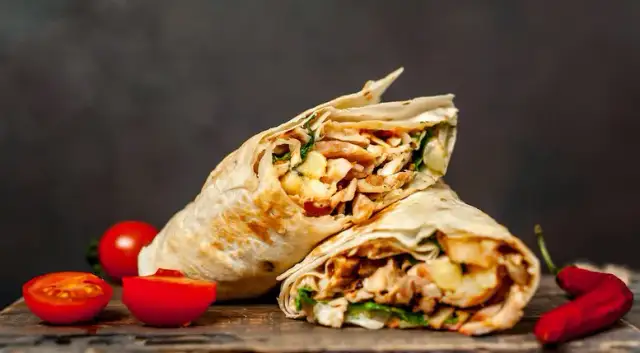 Shoarma z kurczaka - co to jest i jak ją przygotować?