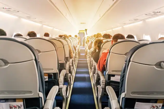 Czy można zrezygnować z biletu lotniczego Ryanair bez strat finansowych?