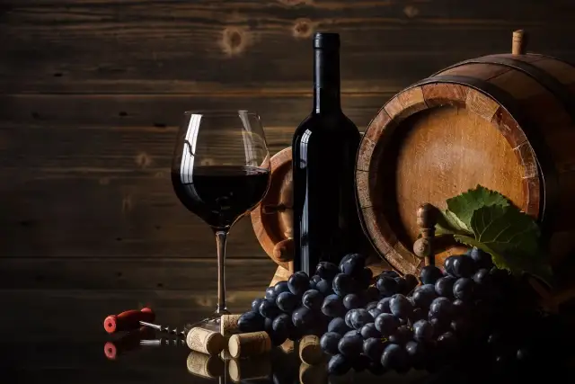 Wino wegańskie: co to znaczy i jak rozpoznać? Przewodnik eksperta