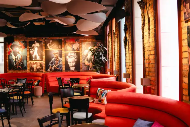 Gdzie zjeść w Poznaniu? Najlepsze restauracje, które musisz znać