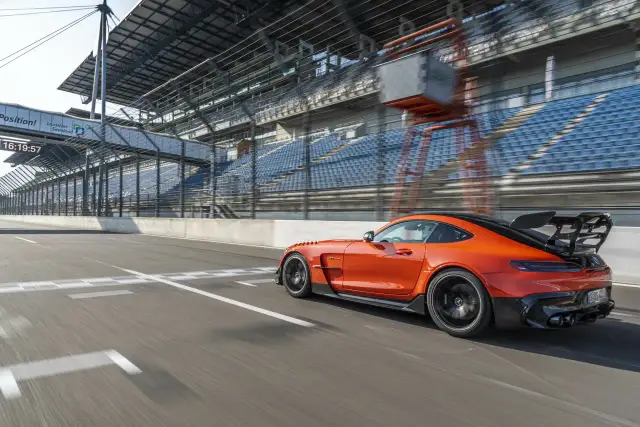 Mercedes AMG GT Black Series - Niezrównana moc i osiągi sportowe