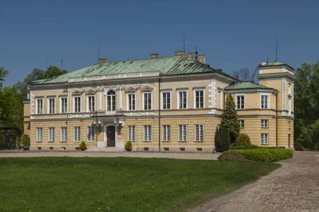 Pałac Prymasowski w Warszawie - fascynująca historia magnackiej rezydencji